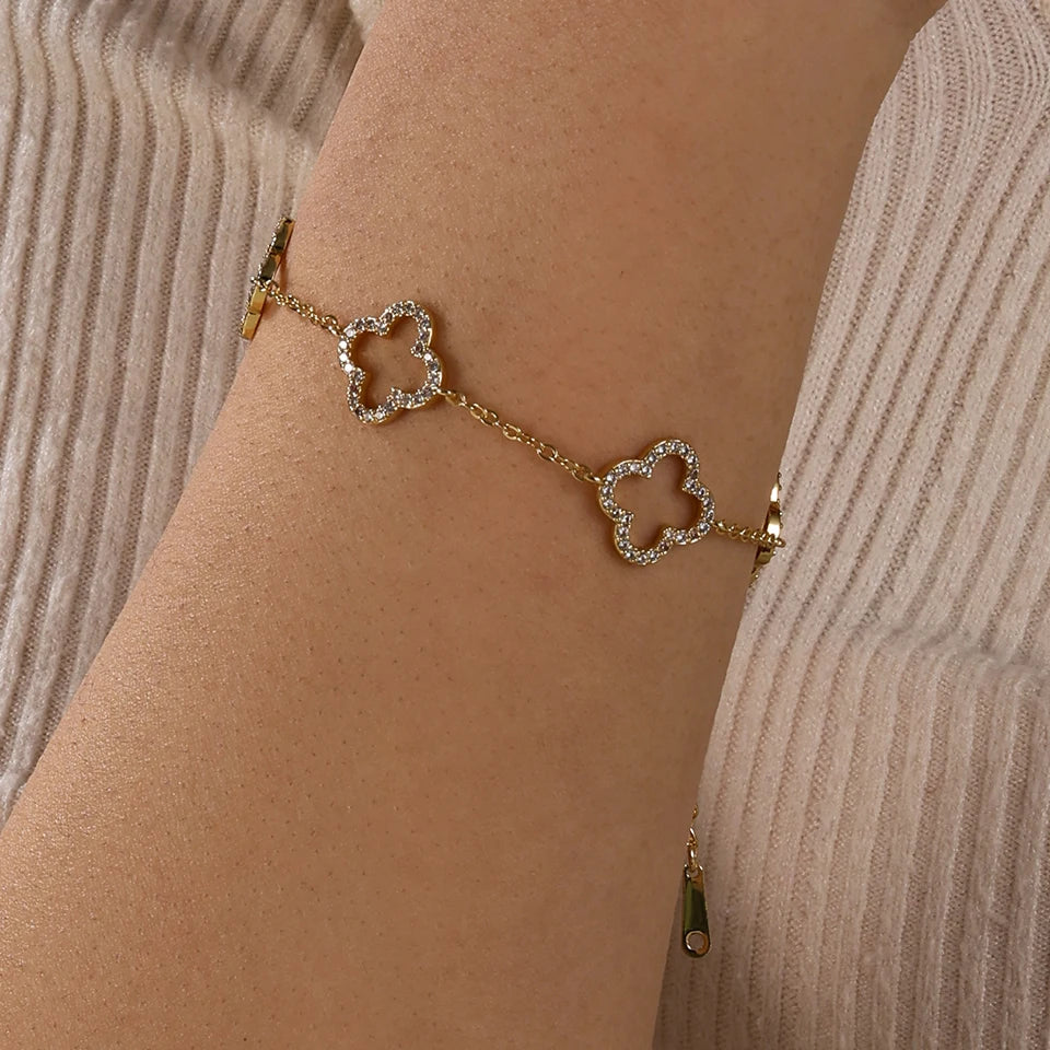 Four-Leaf Flower Bracelet