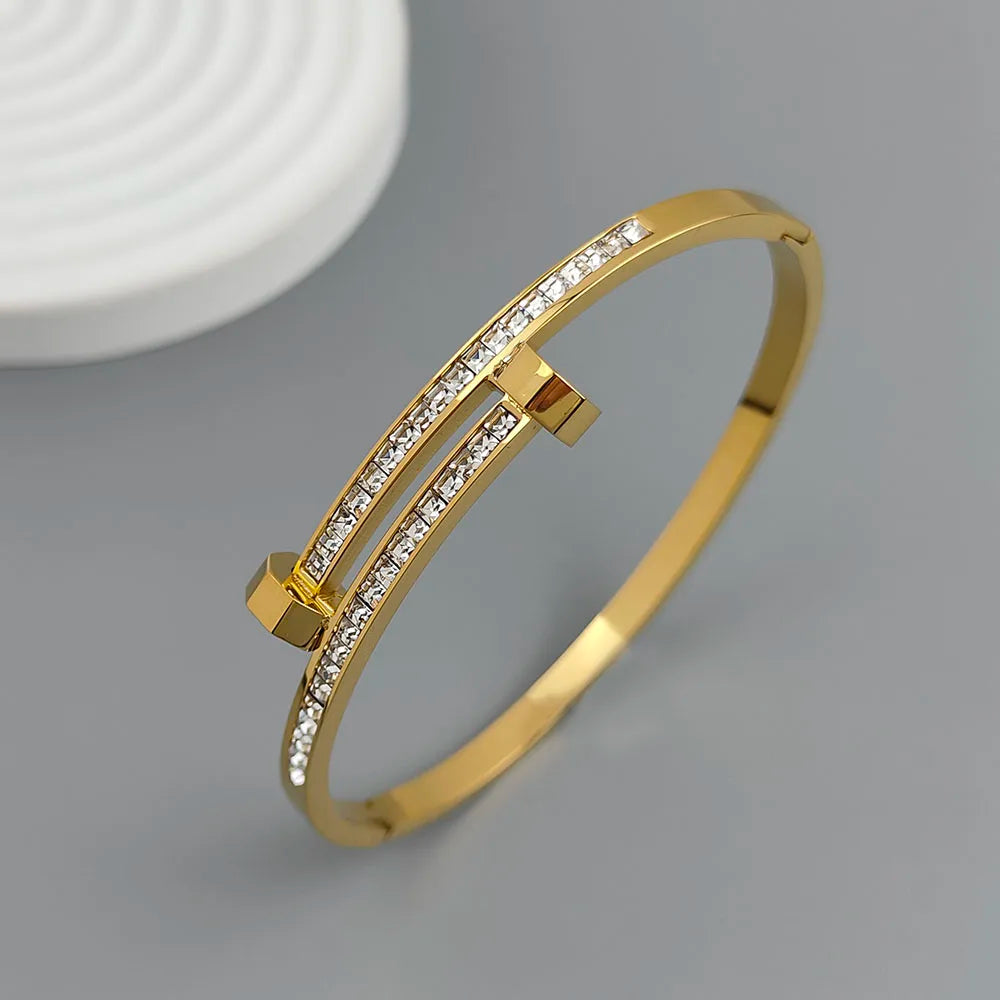 Nail gold-plated bracelet