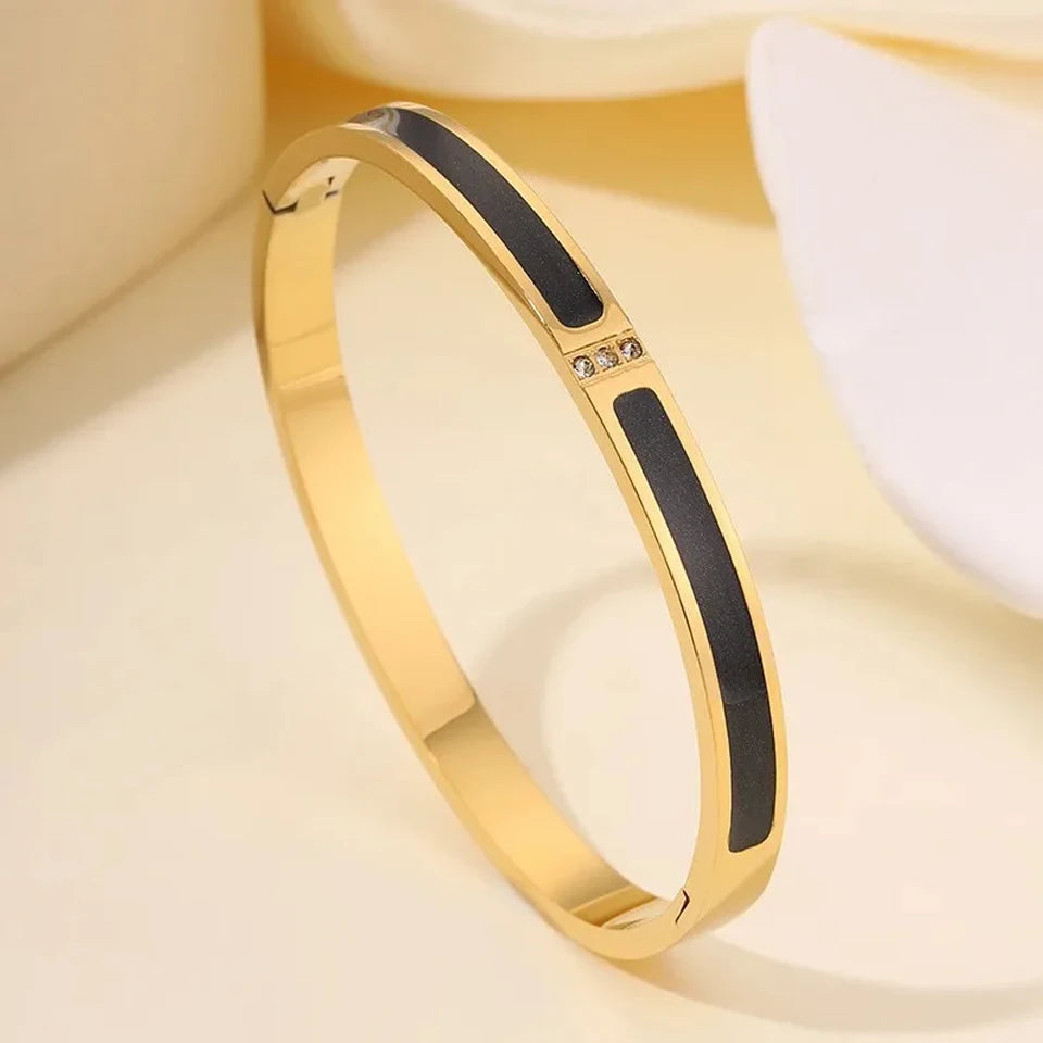 Aurelia Bangle