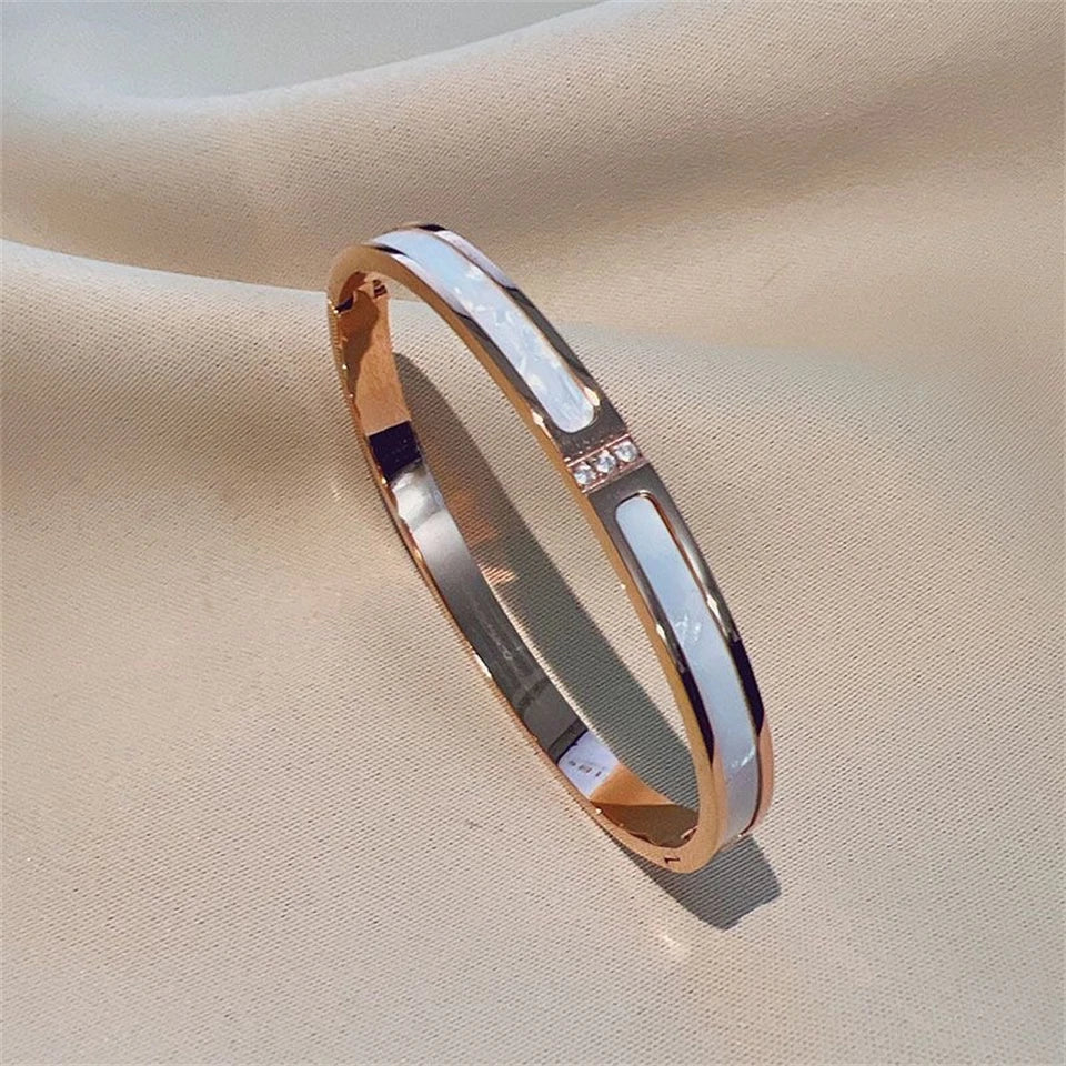 Aurelia Bangle